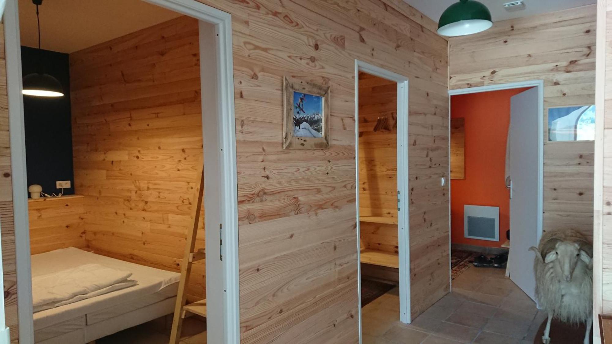 Superbe Logement 12 Pers Famille Ou Groupe. Laruns Luaran gambar